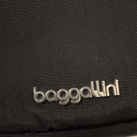 Baggallini Black Double Zip Mini Sling Bag. NWOT - Picture 10 of 11